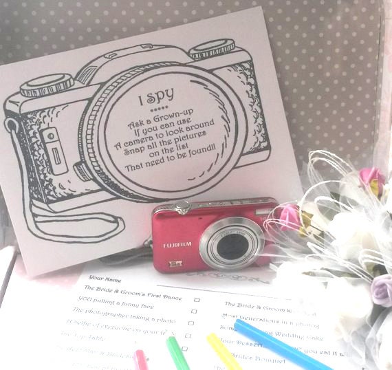 Wedding camera I spy cards, I spy game for children, wedding table activity for children, game for personal or table cameras